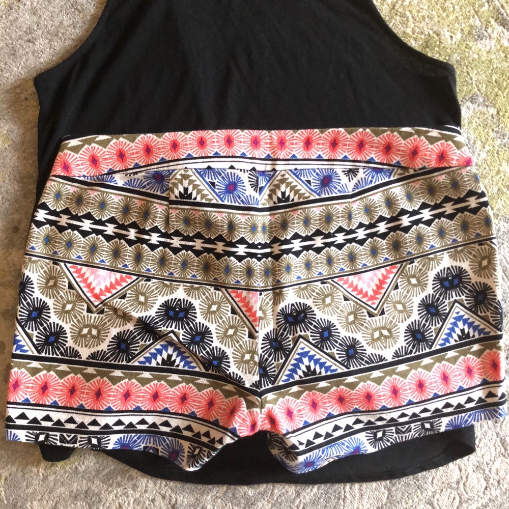 Patterned Shorts - NWOT - Picture 7 of 8